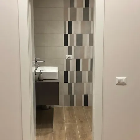 Pinciano 1stfloor Guest house