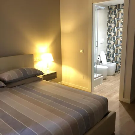 Pinciano 1stfloor בית הארחה